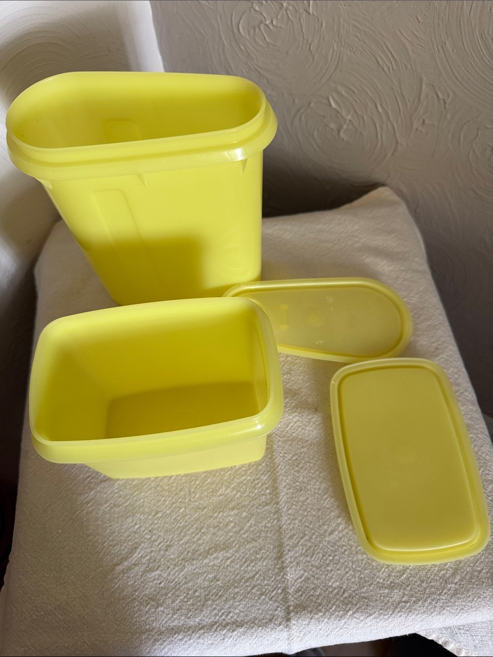 Tupperware Yellow Food Storage Containers Set - Picture 2 of 3